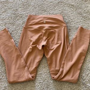 Lululemon Aligns